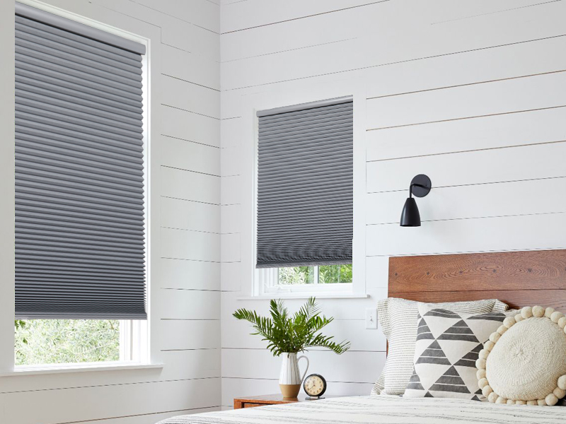 accordion blinds