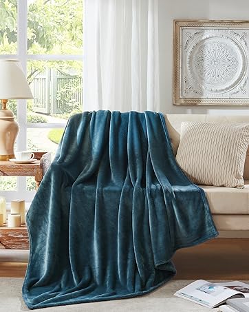 Teal throw