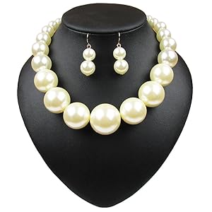 Amazon.com: Yuhuan Womens Faux Big Pearl Choker Necklace and