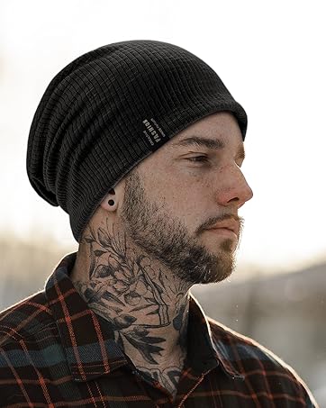 Beanie New Black 02.jpg