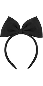 black bow