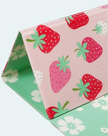 Strawberry Patch 70" x 59" Play Mat