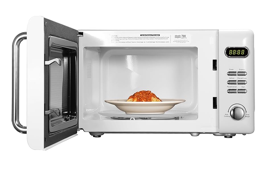 0.7 Cu. Ft of space and removable glass turntable