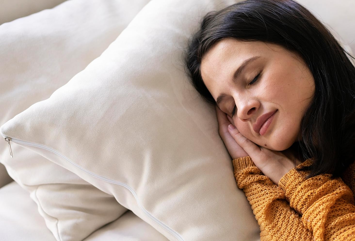 320ml Hot Water Bottle with Knited Cover