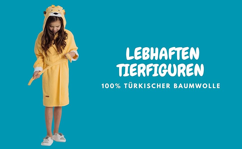 Das erste Werbebild des mit Löwen bestickten Bademantels
