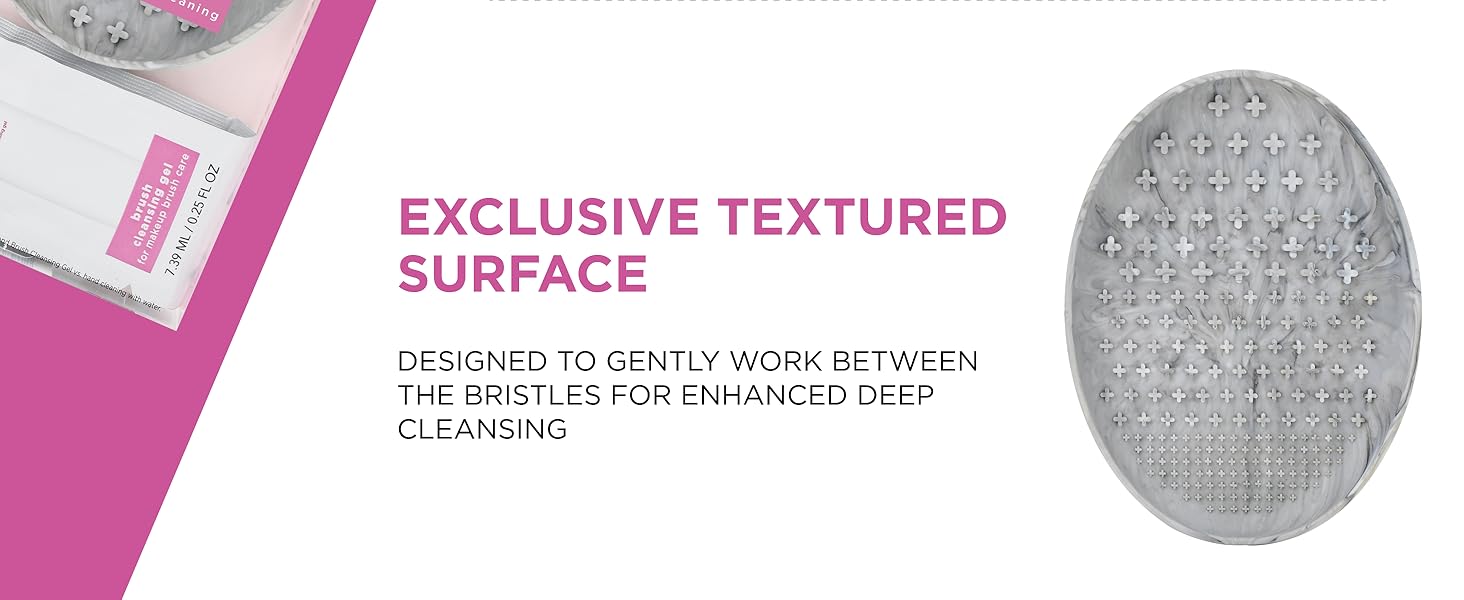 Real Techniques Brush Cleansing Palette with Brush Cleansing Gel Sample