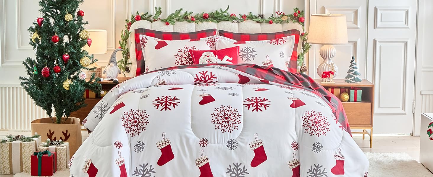 Christmas 7 Pieces Queen Comforter Sheet Set Bed in a Bag