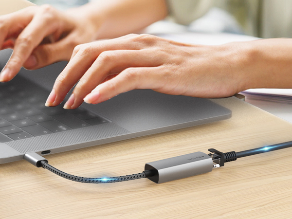 Thunderbolt 3 to RJ45 LAN Network Adapter