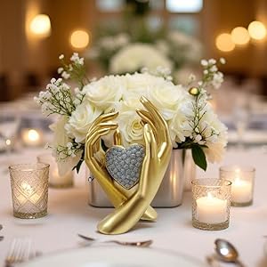 gold wedding decor