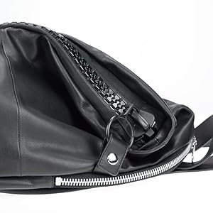 ⭐️美品希少カラー⭐️カワカワ レザー リュック カーキー 25bis L