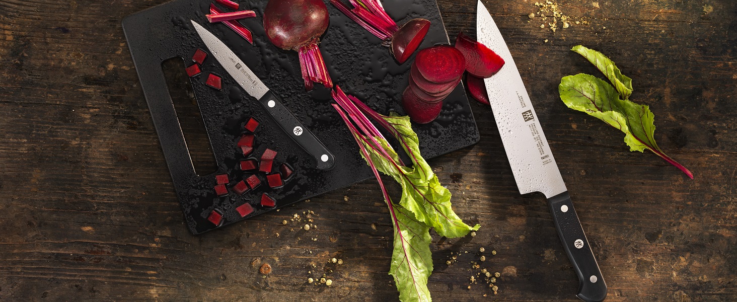 ZWILLING Nakiri Gourmet Couteau, 17 cm, Acier Inoxydable Special, Manche Ergonomique, Noir, Fabriqué en Allemagne  
ZWIL 4719130a 346a 4921 8401 43b31a9b1d75. CR0,0,1464,600 PT0 SX1464 V1