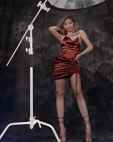 BOLLUMA Seamless Background Paper Backdrop 1.35x10m / 4.4x32.8ft, Arctic White, 93, Photo Studio Paper Roll for Portrait, Product, Pet, Family Photography Shooting, Video Filming 15 474636cf ff1c 4d35 8ca8 b9ccf4e1556f. CR0,23,463,579 PT0 SX362 V1