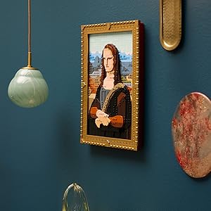 Build an incredible 3D artwork with 1,503 pieces.