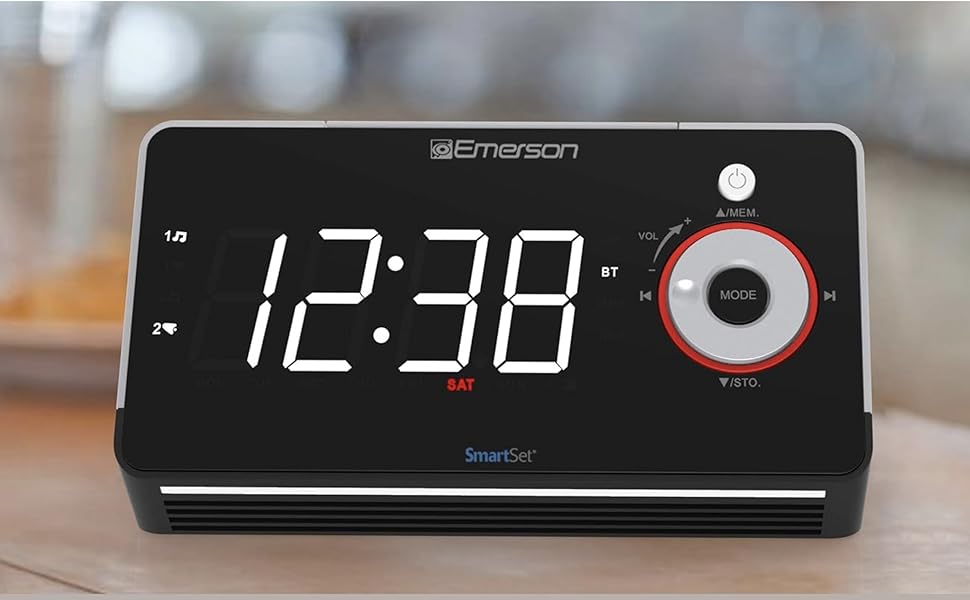 Emerson Radio ER100113 Smartset Alarm Clock Radio with Type