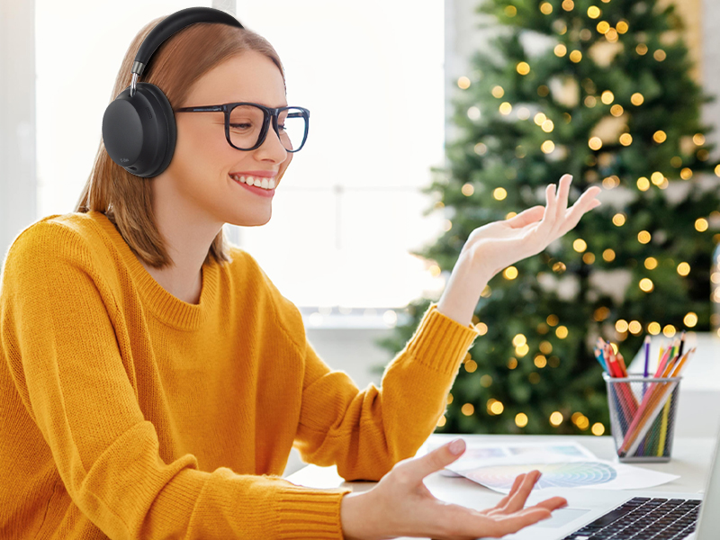 active noise cancelling headphones