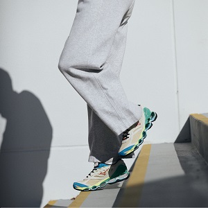 Amazon.co.jp: Mizuno Wave Profecy LS Sneakers : Clothing