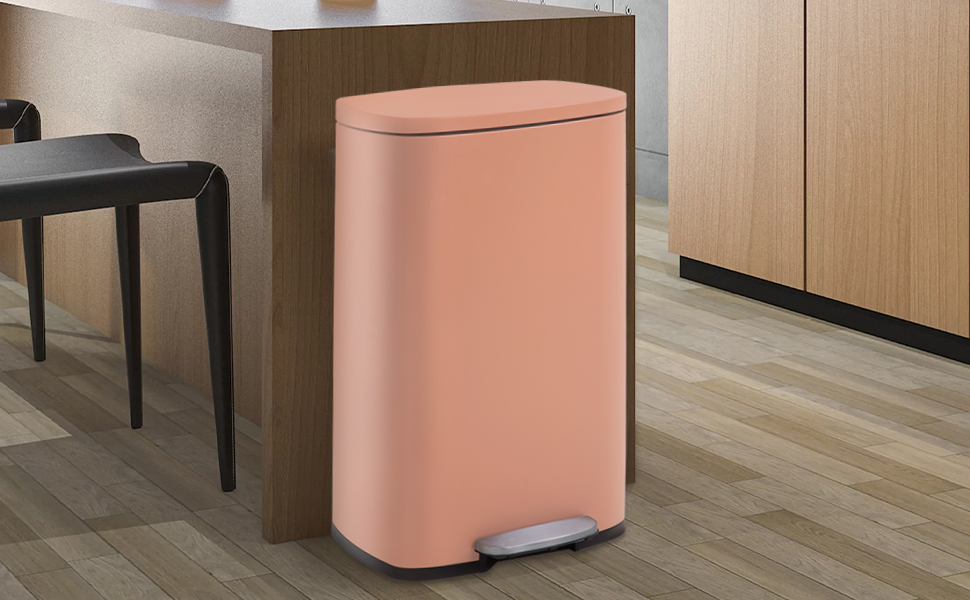 trash can trash bin