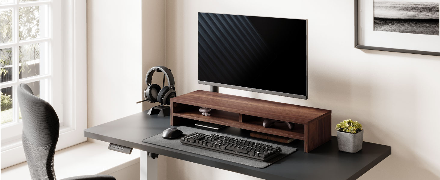 If you need a larger size and organized compartments for storage, this is the perfect choice for you
