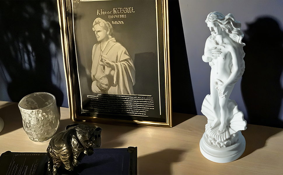 greek goddess statue