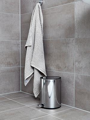 Small manufacture image 3