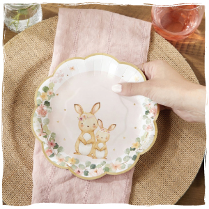 woodland baby party decor