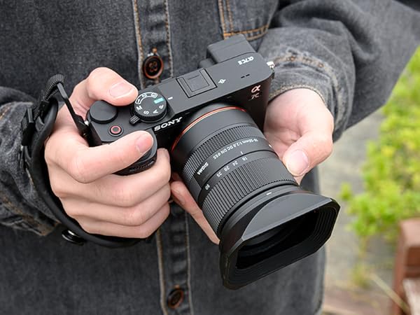 【SIGMA】一眼レフ望遠レンズ フード付き Amazon | JJC SIGMA 18-50mm F2.8 DC DN レンズ 用 レンズフード