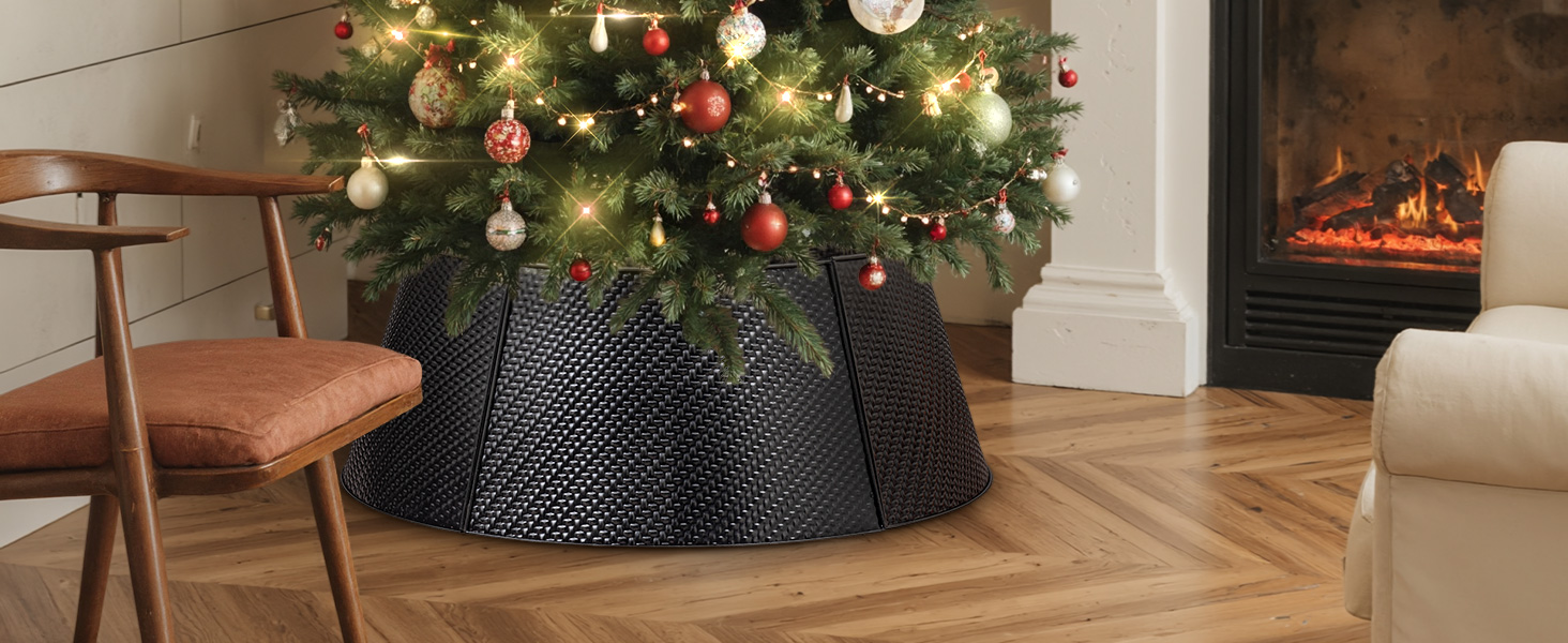 Black Christmas Tree Collar