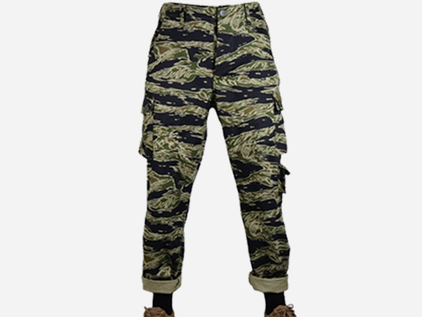 パンツ 70's U.S. ARMY  Camo Pants 1970s 1980s US ARMY WOODLAND CAMOUFLAGE CARGO PANTS MEDIUM