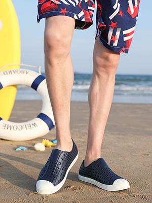 men water shoes