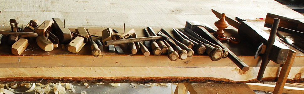 Production process of wooden comb