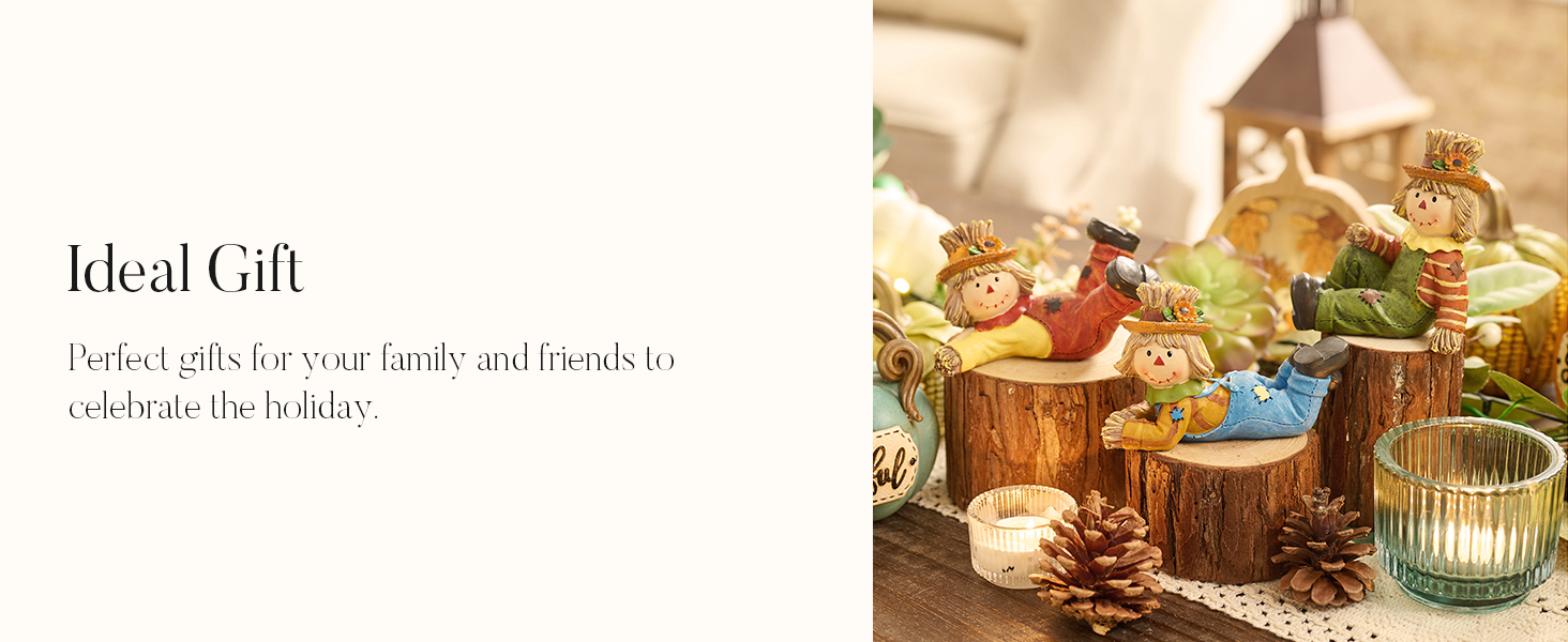 Holiday decorations on wooden slices: small figurines, pinecones, and a glass candle holder. Text suggests these as ideal gifts for celebrating the holiday season.