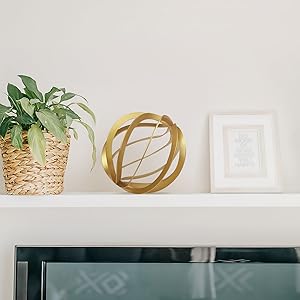 Metal ball decoration is widely used