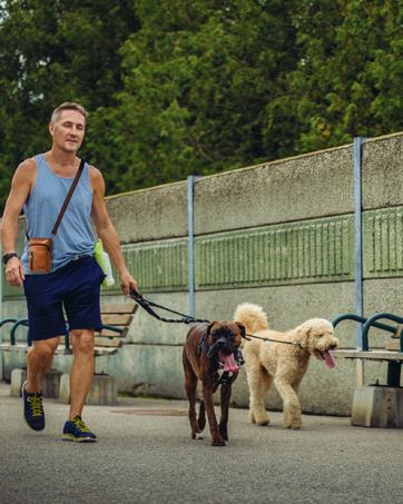 leather cell phone crossbody bag for men