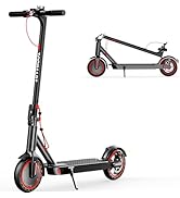 Dos vistas del patinete eléctrico negro con detalles en rojo: una completamente ensamblada y otra plegada. Cuenta con cinta de agarre para cubierta y estructura tubular.