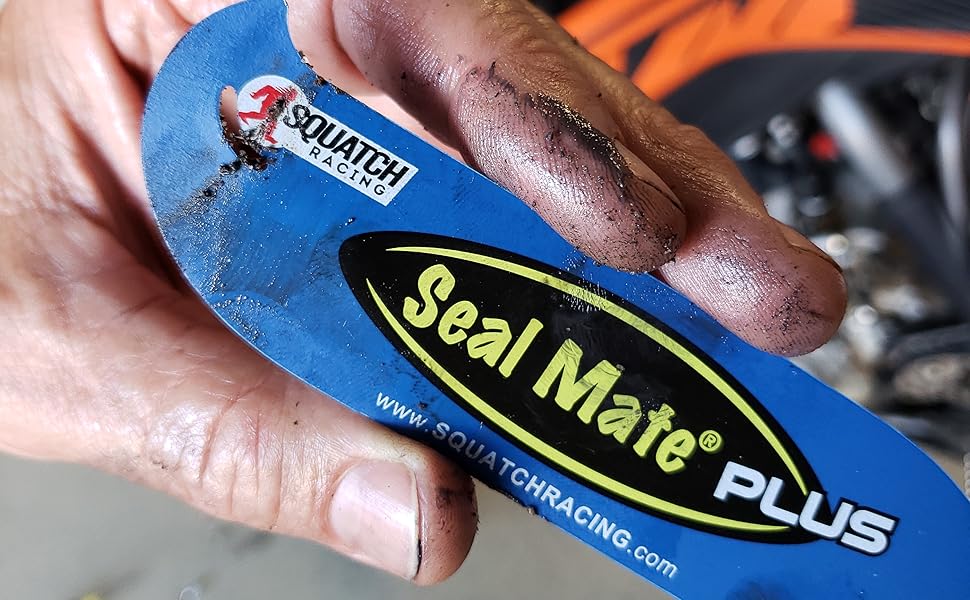 Squatch Racing Seal Mate Plus Fork Seal Cleaning Tool Red