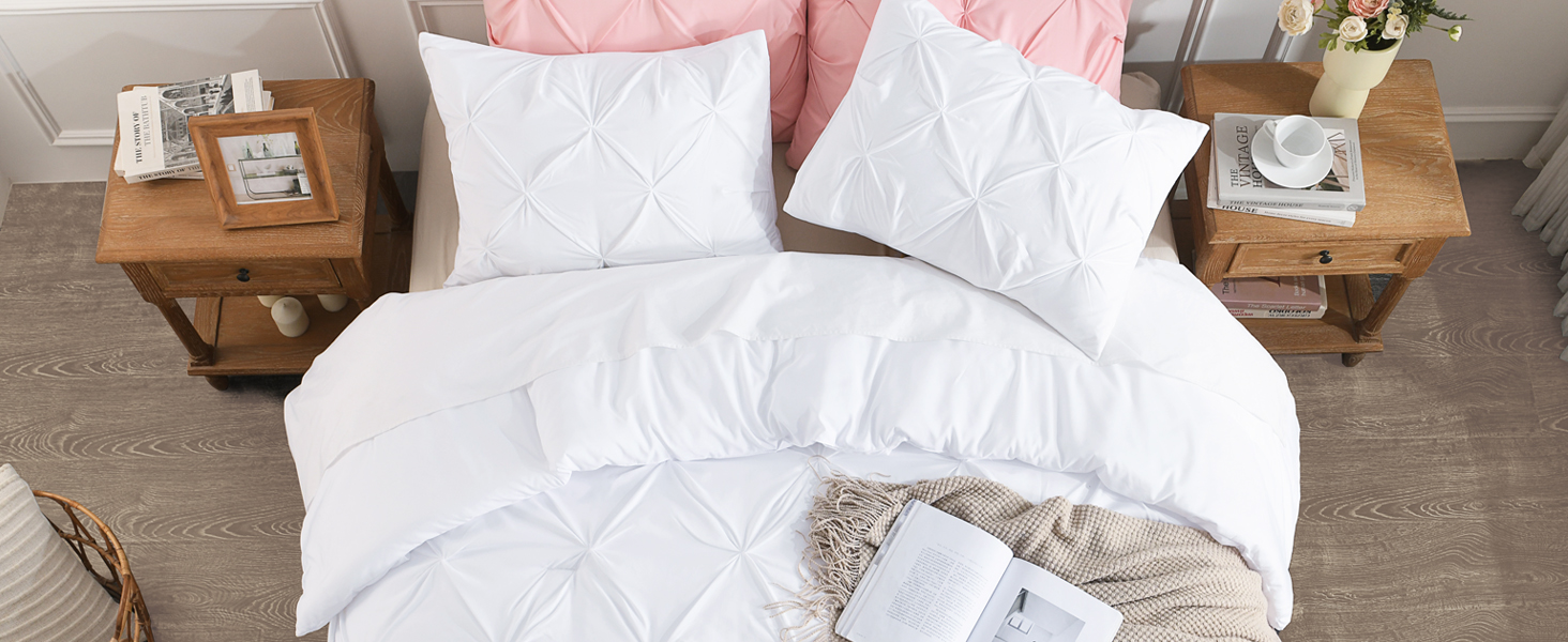 pleat comforter
