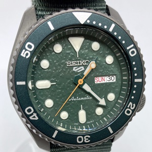 Amazon.co.jp: Seiko 5 Sports SRPD77K1 Man Watch Steel Green