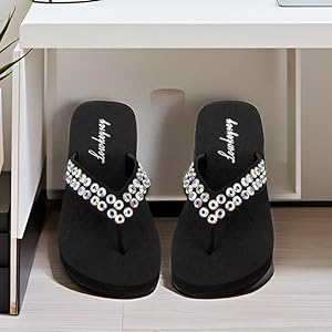 Low-Platform Flip Flops 