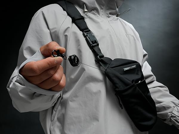 バッグ FINO V Sling Bag FINO V Ultra-slim Tech Sling – NIID