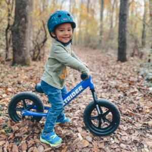 STRIDER PRO 12インチ シルバー Strider 12” Pro Bike, Silver - No Pedal Balance Bicycle for