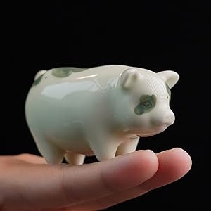 Amazon.co.jp: Eeeza 豚の置物 かわいい 微笑む豚 ブタさん 置物