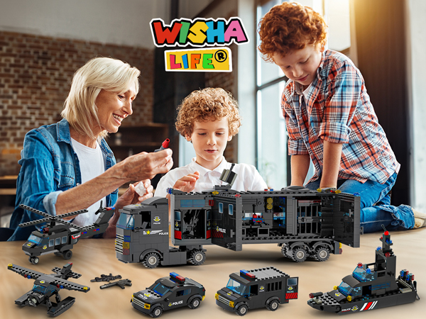 Amazon.com: WishaLife 8 in 1 City Mobile Command Center Set