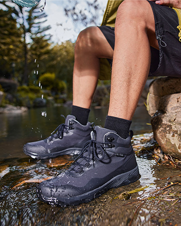 hiking boots men waterproof