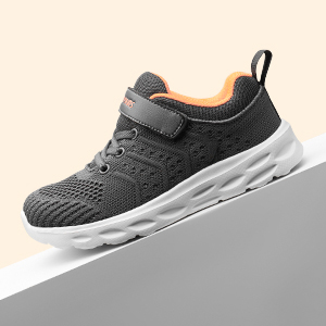 boys running shoes