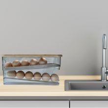 EASY TO CLEAN AND REFILL