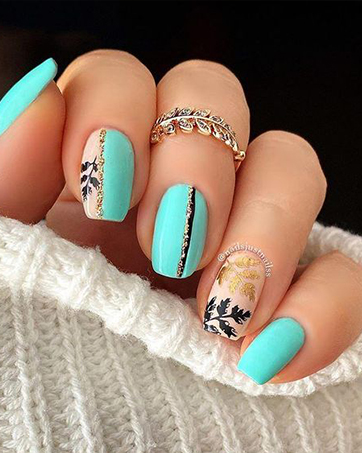 green nail polish
