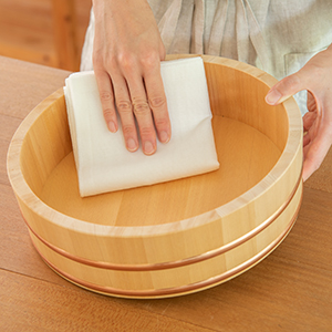 木曽さわら寿司桶4点セット 楽天市場】寿司桶 飯台 さわら 27cm 2.5合 厚口 木製 国産 すし