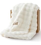 Bedsure 3D Bubble Blanket for Couch - GentleSoft White Throw Blanket for Sofa Bed Room Decor - Lu...