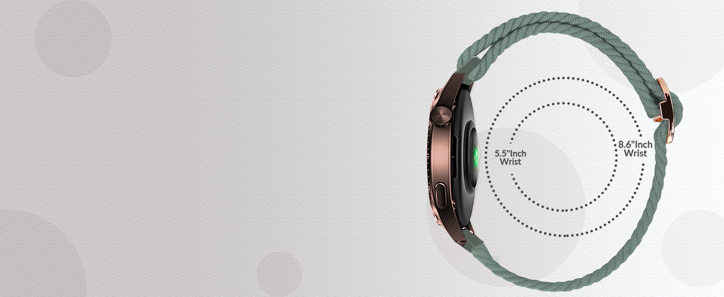 avec cadran rond et bracelet tressé vert clair. L'image montre le cadran de la montre et une partie du bracelet sur fond blanc.