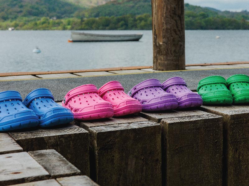 Children’s kids clogs lightweight garden summer shoes comfortable breathable classic holiday beach